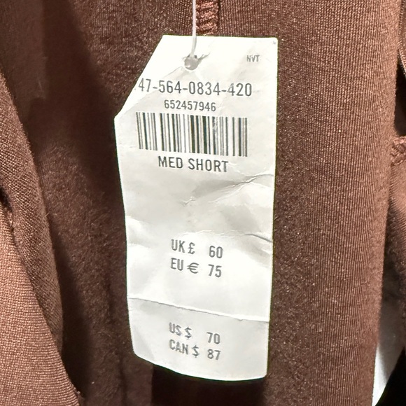 NWT Abercrombie & Fitch Ponte Knit Split-Hem Flare Pant Medium M Brown Pull On - Picture 3 of 9